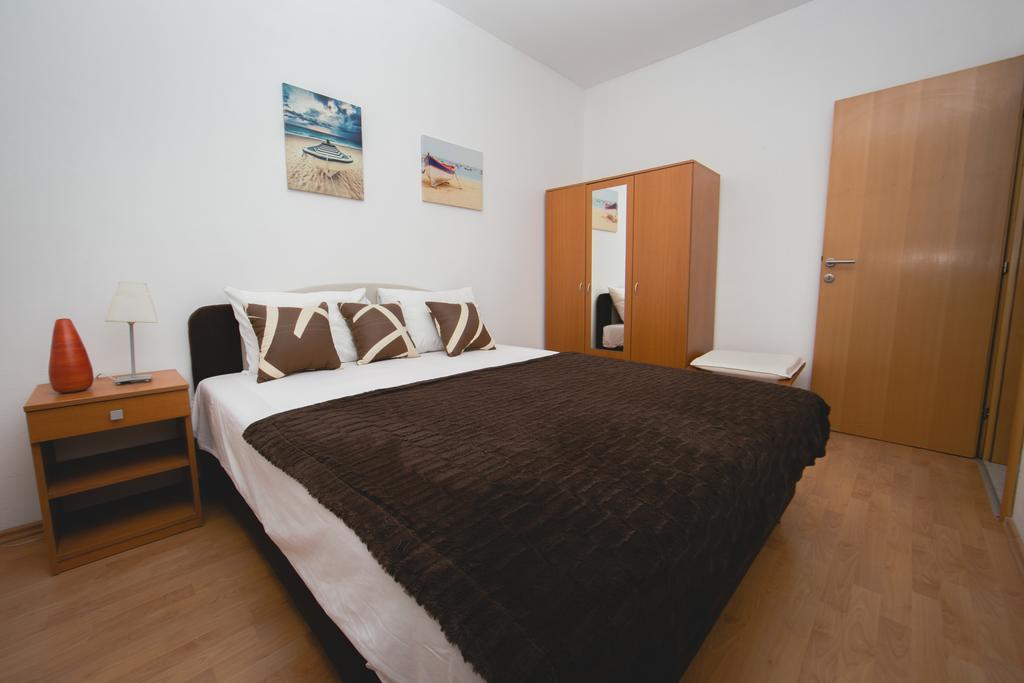 Apartment Karla&Nella Stobreč Zewnętrze zdjęcie
